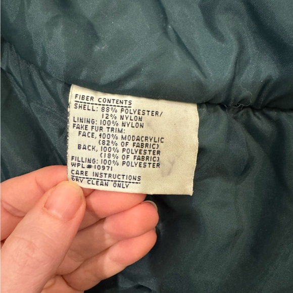 Vintage women’s Braetan faux fur hooded coat in green - Picture 10 of 12